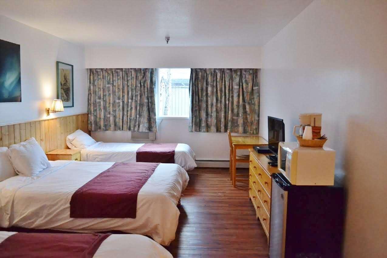 Canadas Best Value Inn- Riverview Hotel Whitehorse Eksteriør billede