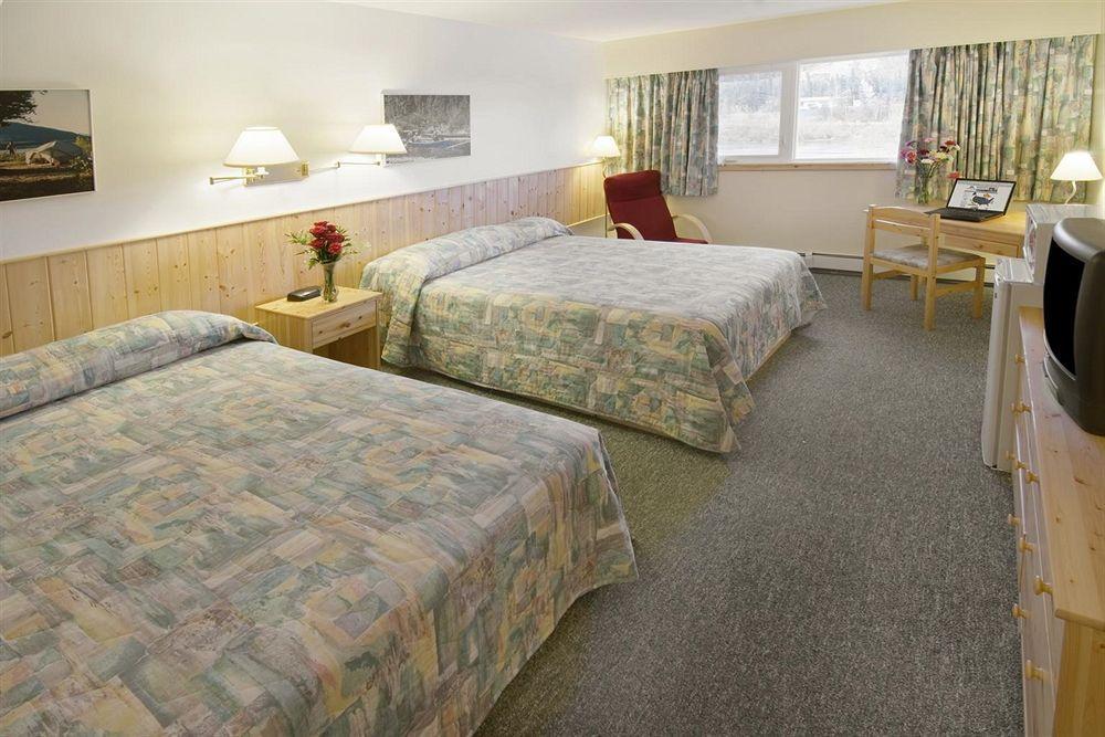 Canadas Best Value Inn- Riverview Hotel Whitehorse Eksteriør billede