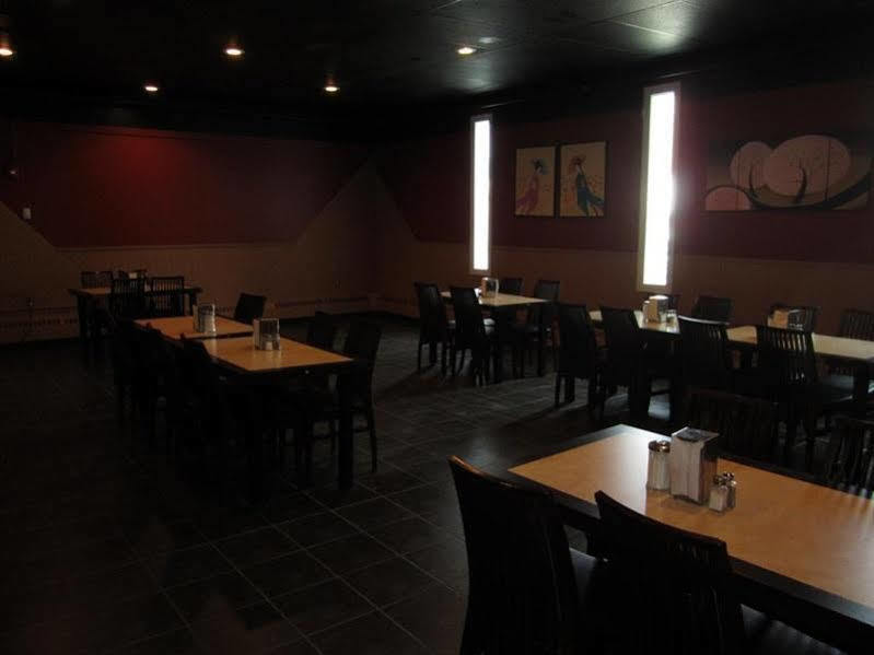 Canadas Best Value Inn- Riverview Hotel Whitehorse Eksteriør billede