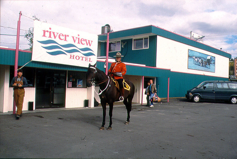Canadas Best Value Inn- Riverview Hotel Whitehorse Eksteriør billede